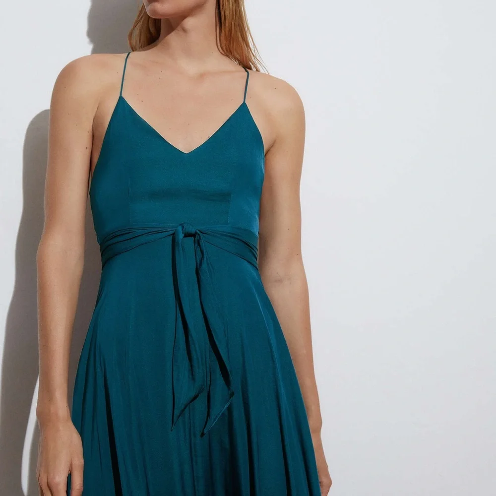 ISO - oysho strappy dress stain - Picture 3 of 4